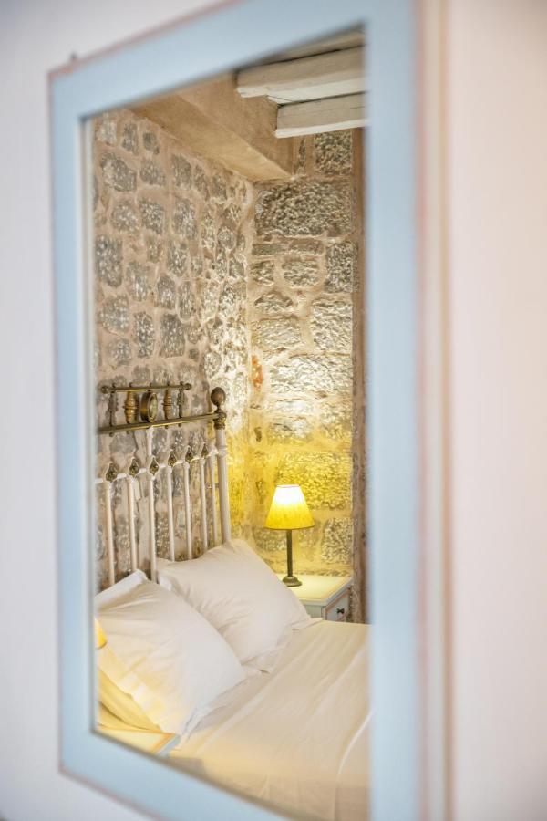 Trapela Areopolis, Boutique Hotel Exterior photo