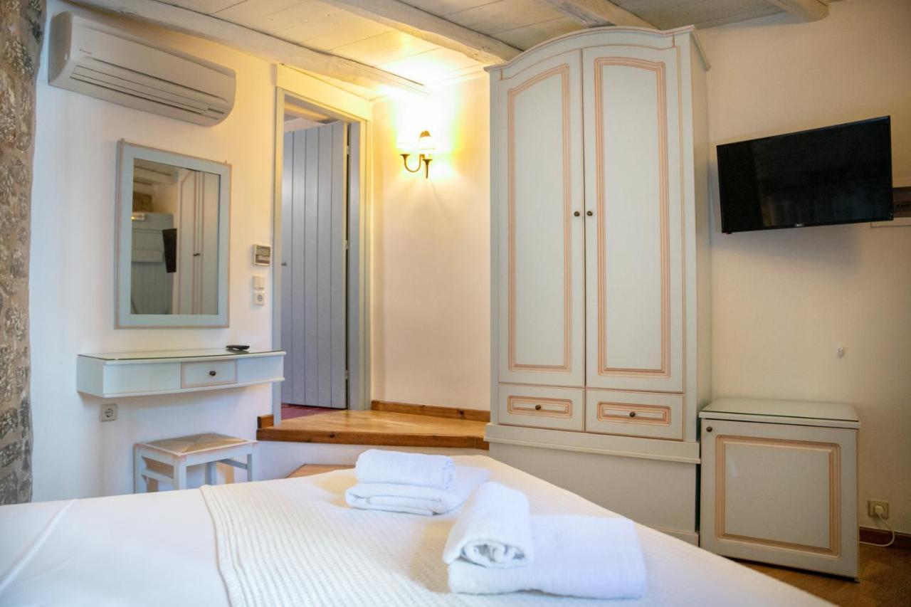 Trapela Areopolis, Boutique Hotel Exterior photo
