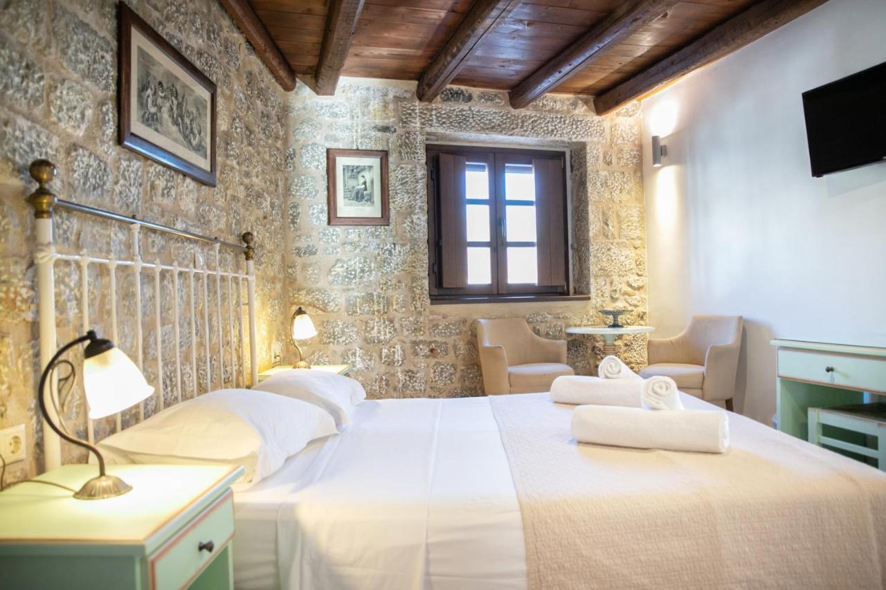 Trapela Areopolis, Boutique Hotel Exterior photo